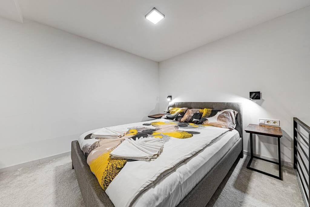 Appartement Chic Loft Bp: Industrial Gem à Budapest Extérieur photo