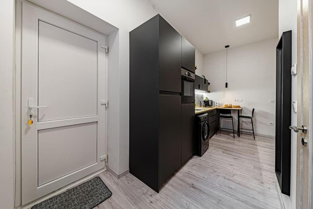 Appartement Chic Loft Bp: Industrial Gem à Budapest Extérieur photo
